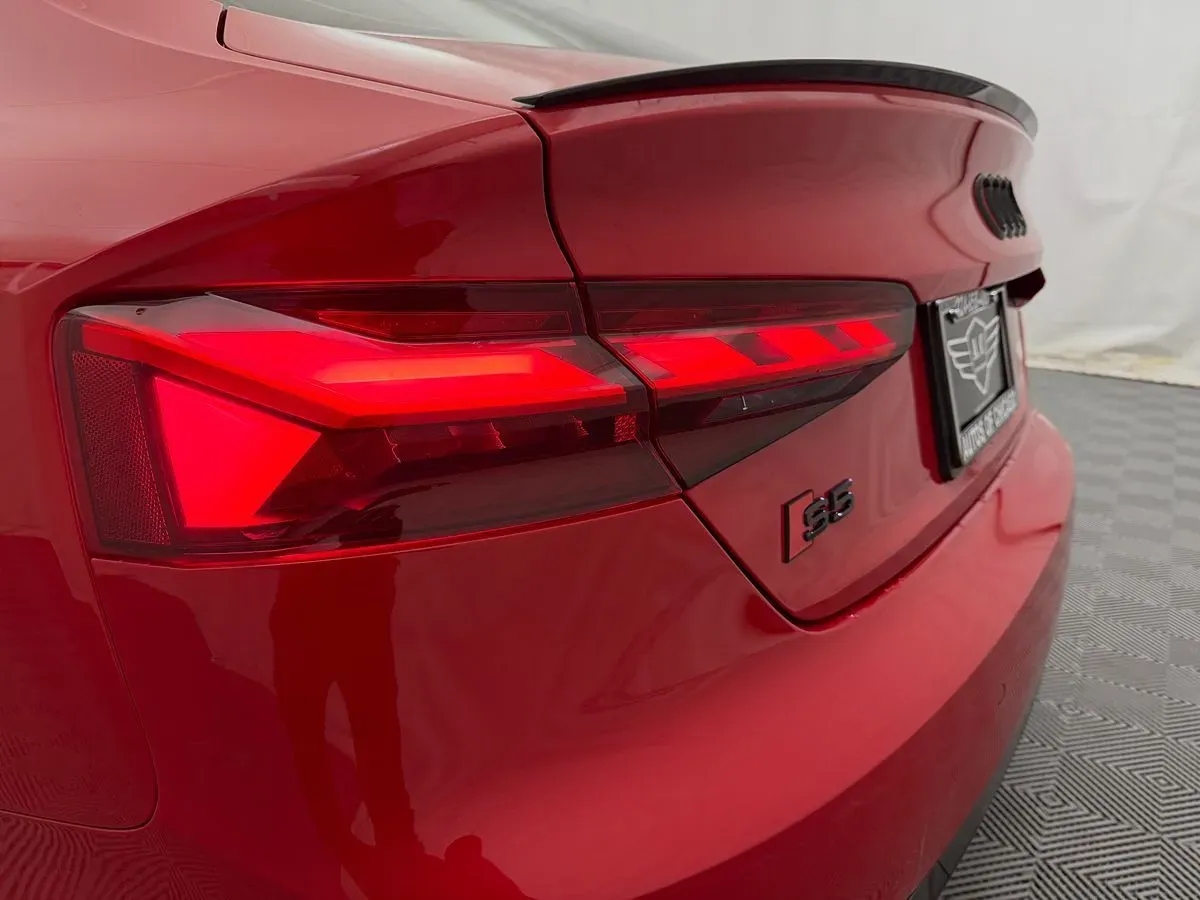 Audi S5 photo 5