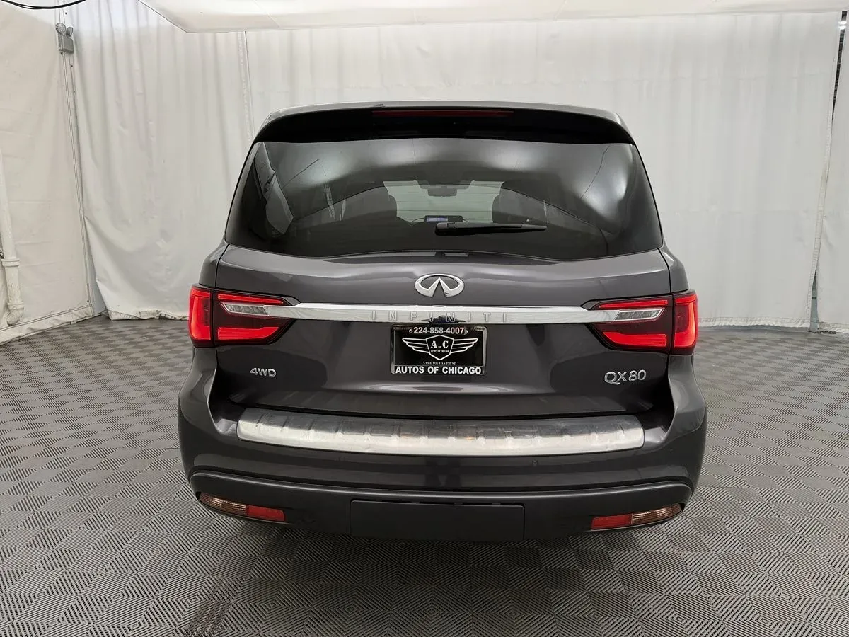 Infiniti QX80 photo 6