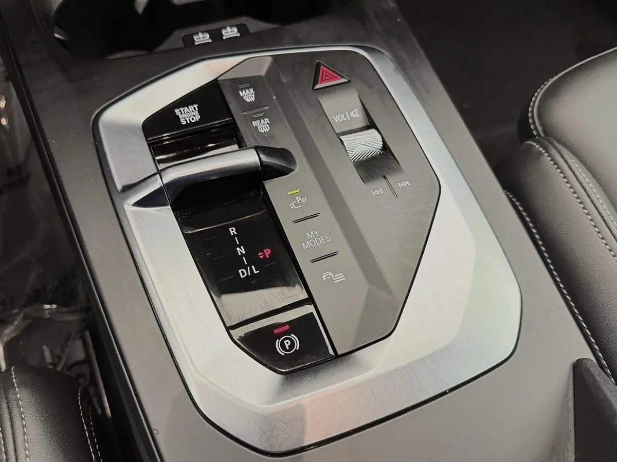 BMW 2 Series photo 34