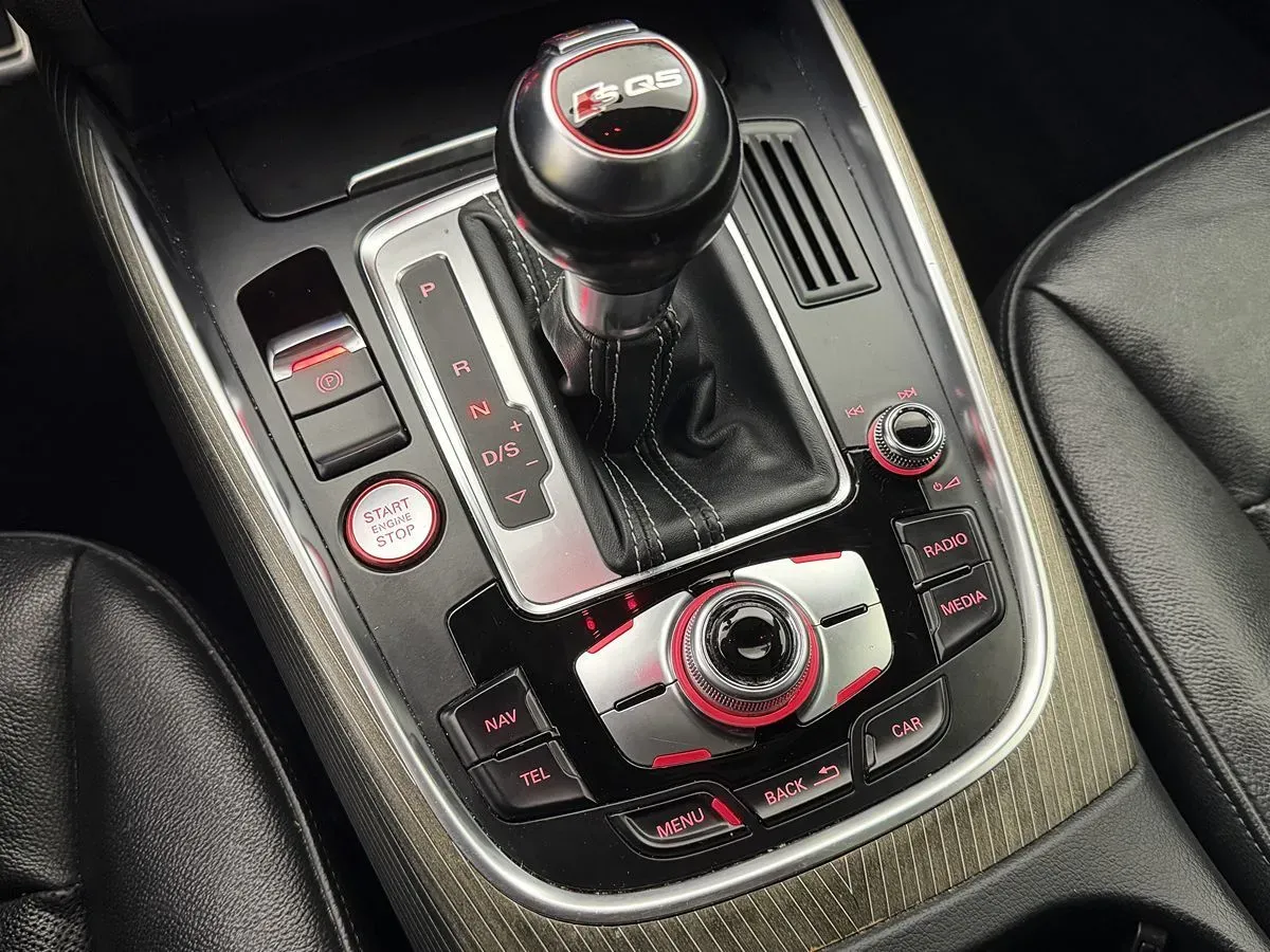 Audi SQ5 photo 26