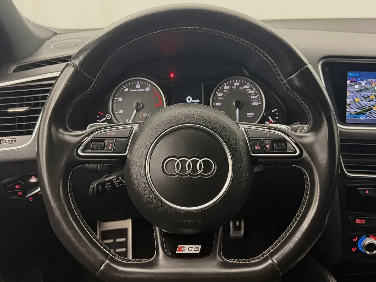 Audi SQ5 photo 11