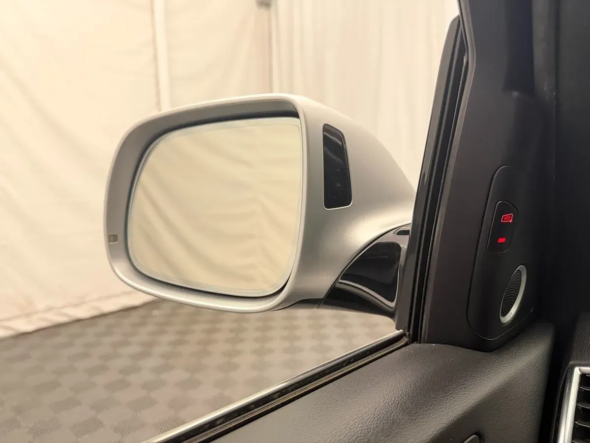 Audi SQ5 photo 14