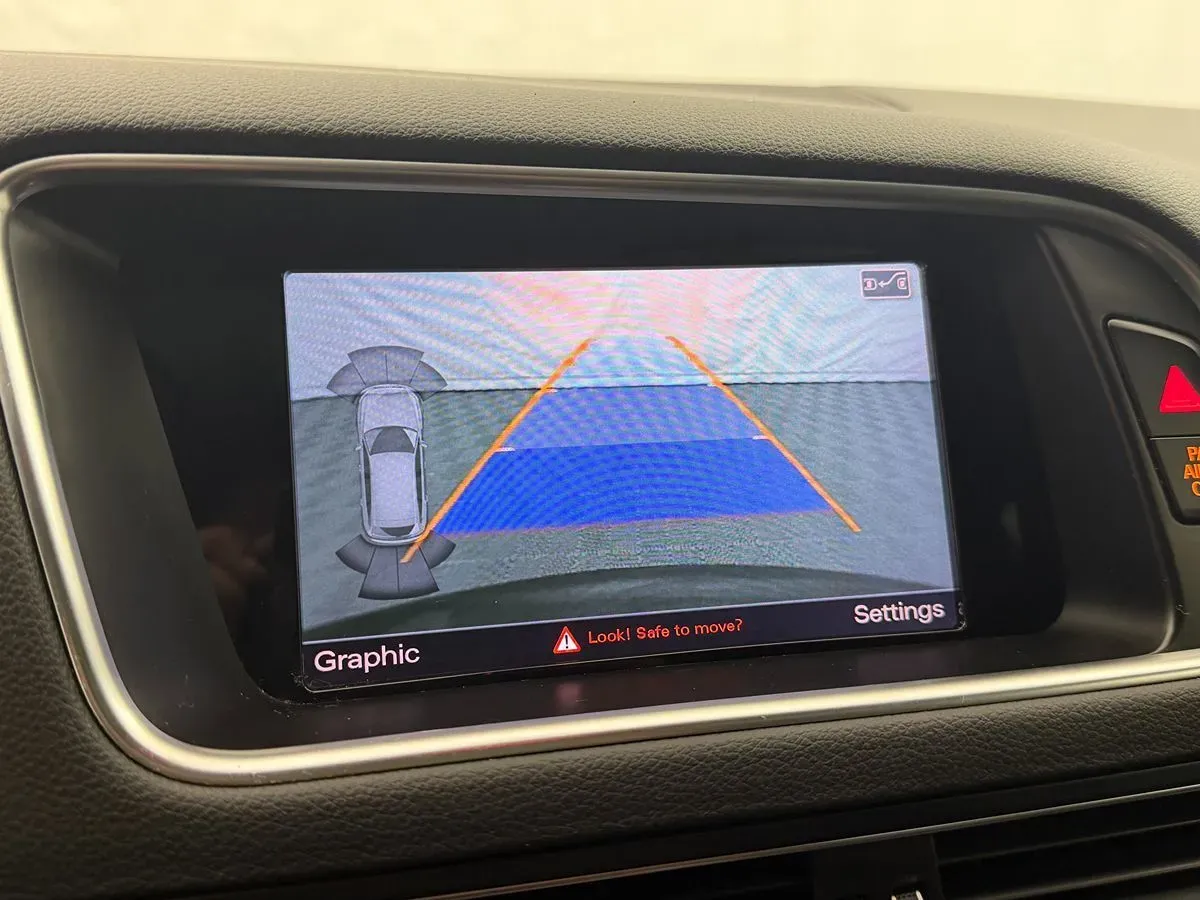 Audi SQ5 photo 22