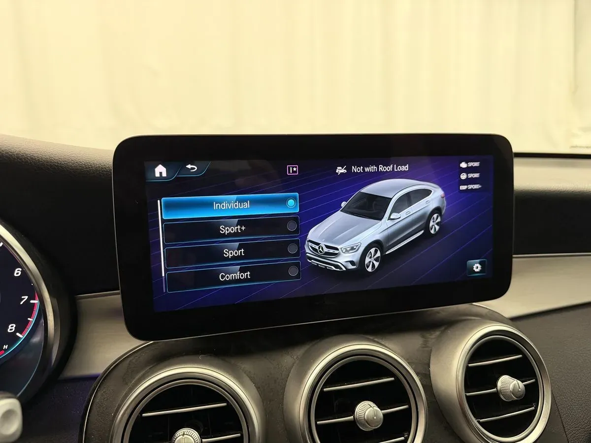 Mercedes-Benz GLC photo 24
