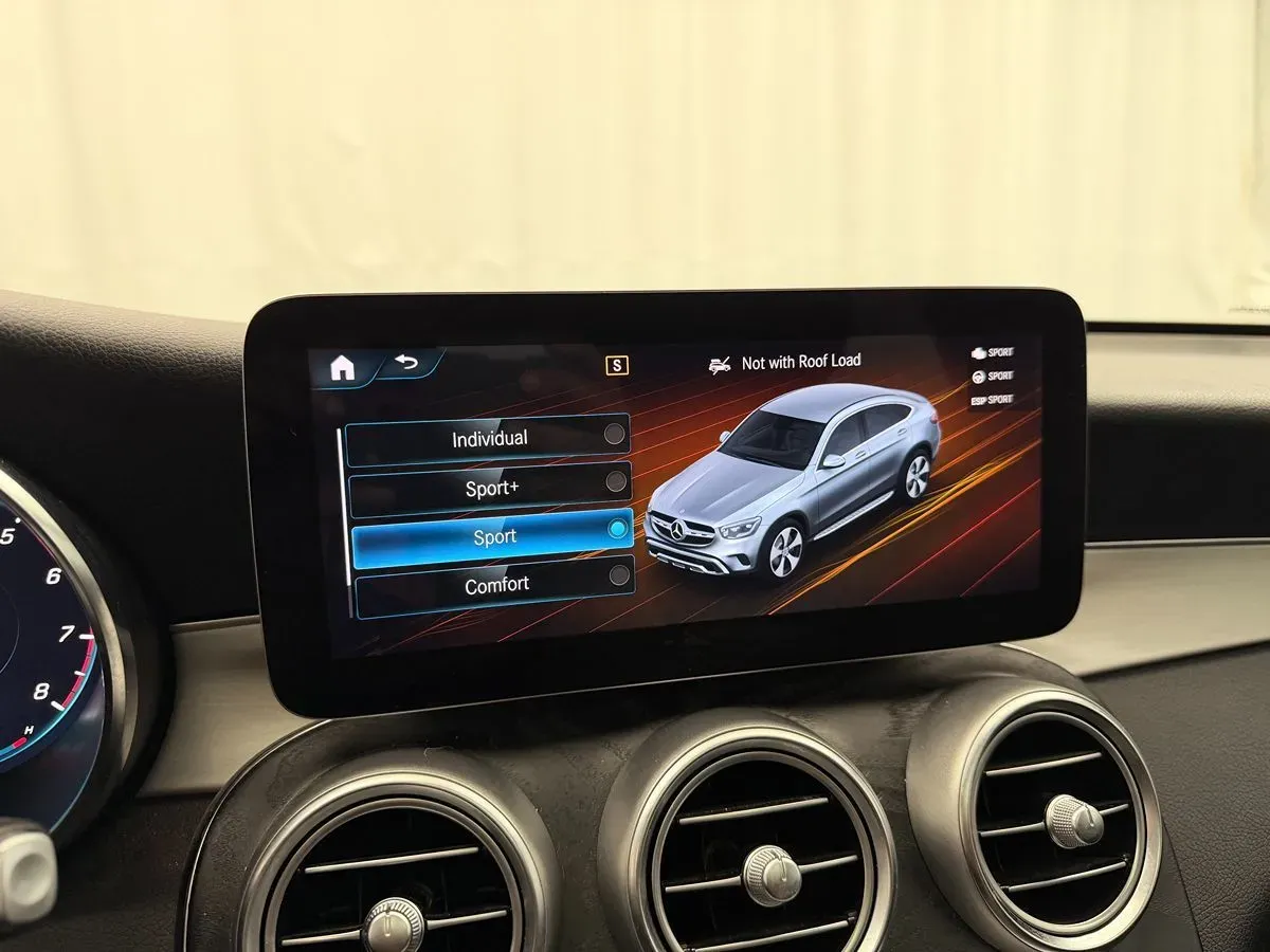 Mercedes-Benz GLC photo 26