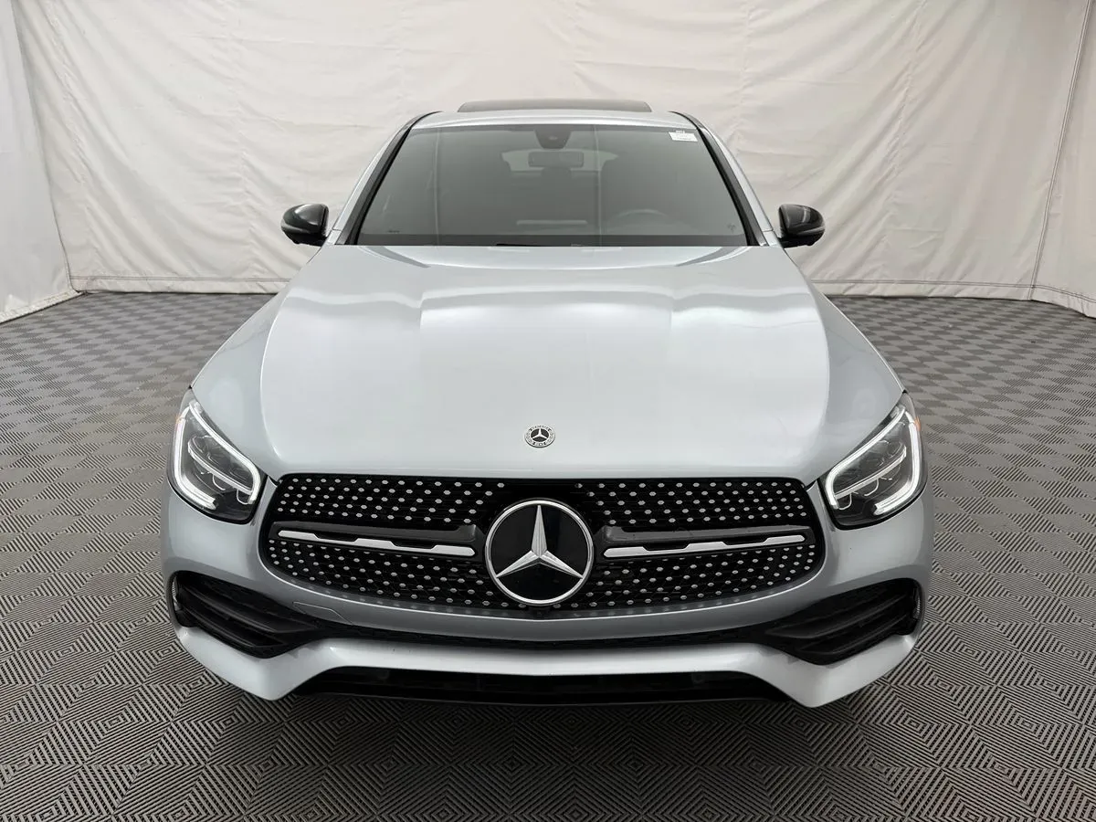 Mercedes-Benz GLC photo 3