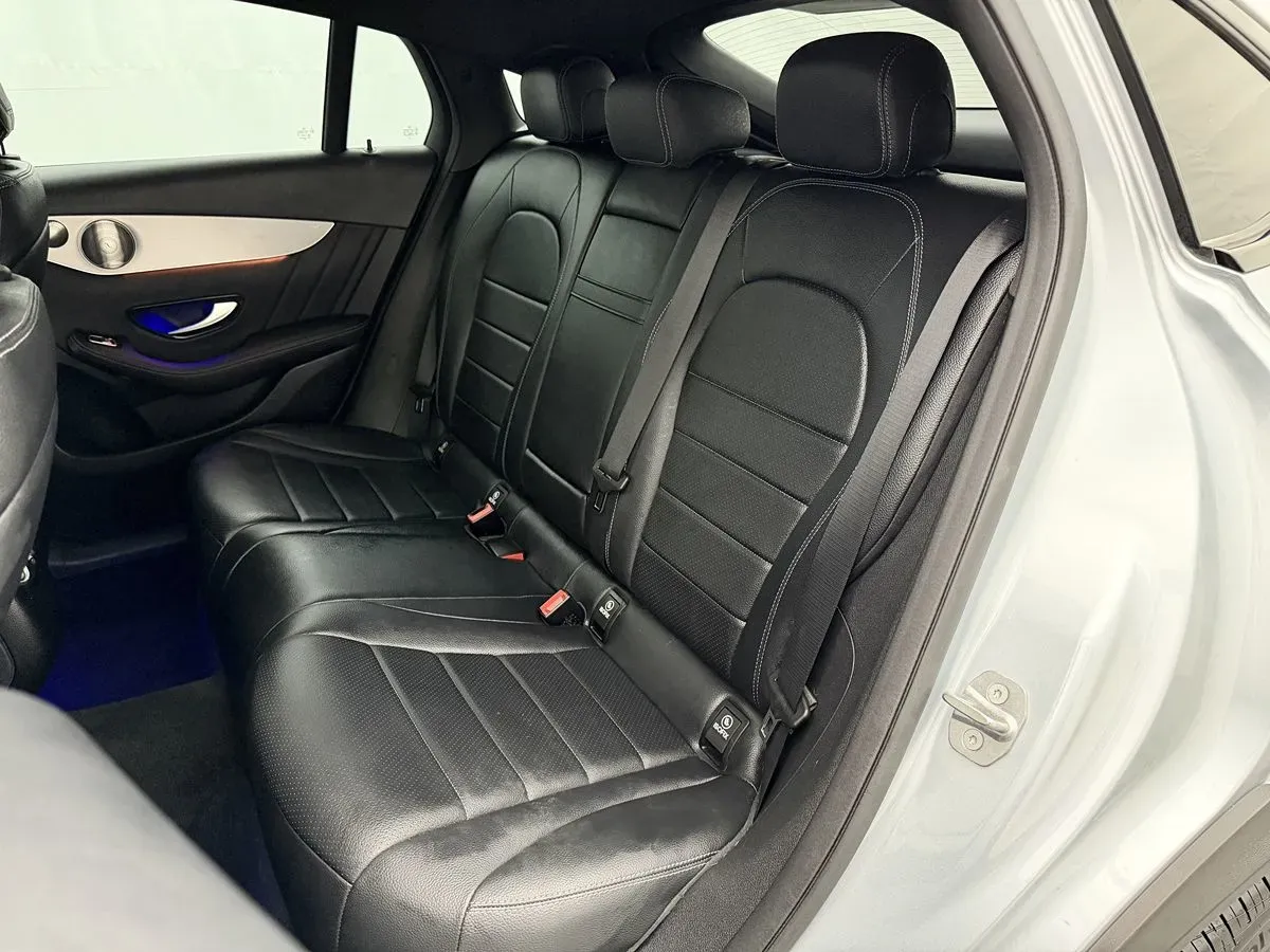 Mercedes-Benz GLC photo 35