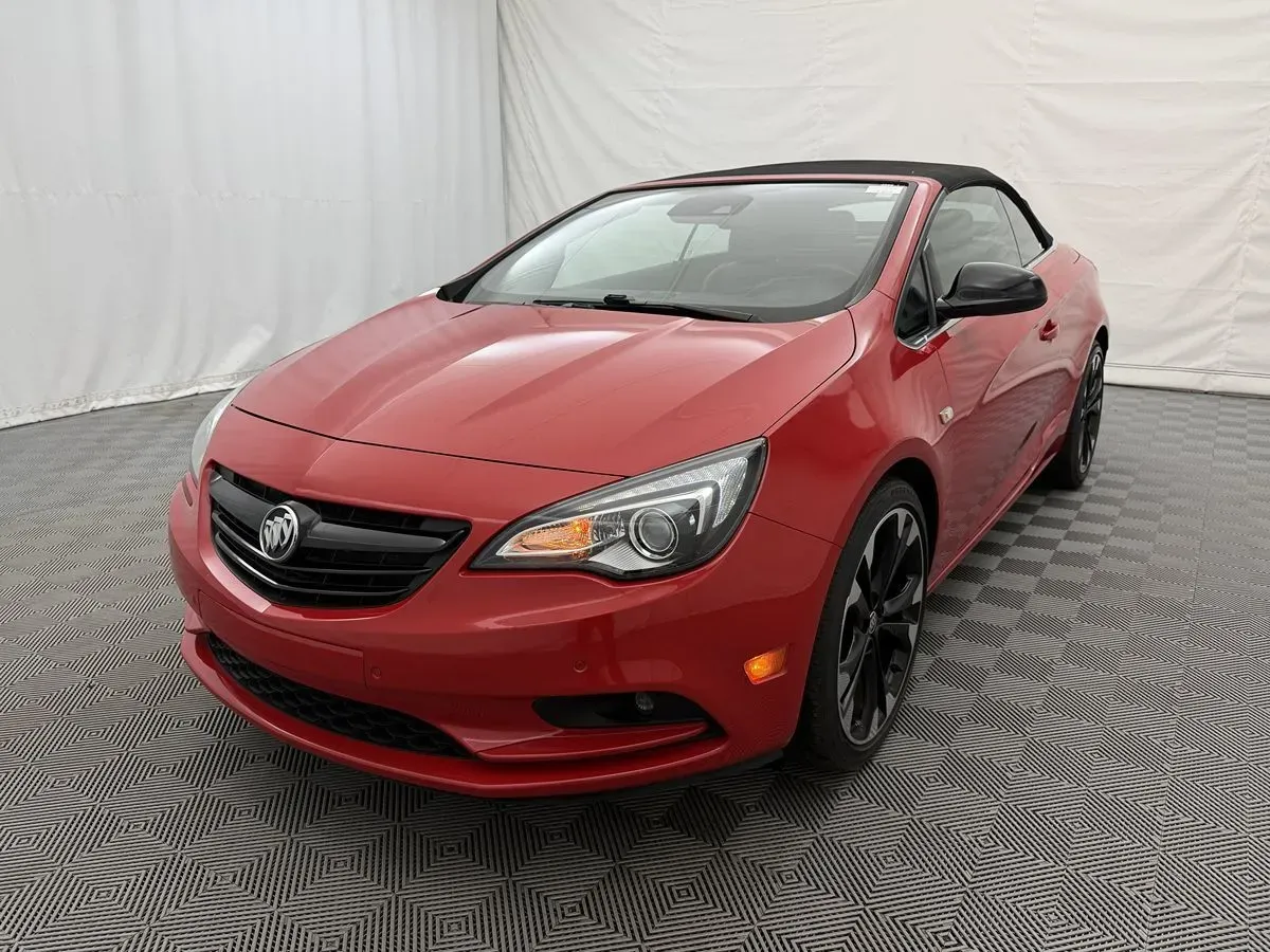 Buick Cascada photo 8