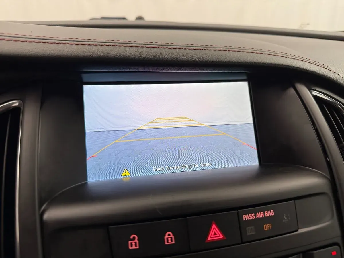 Buick Cascada photo 21