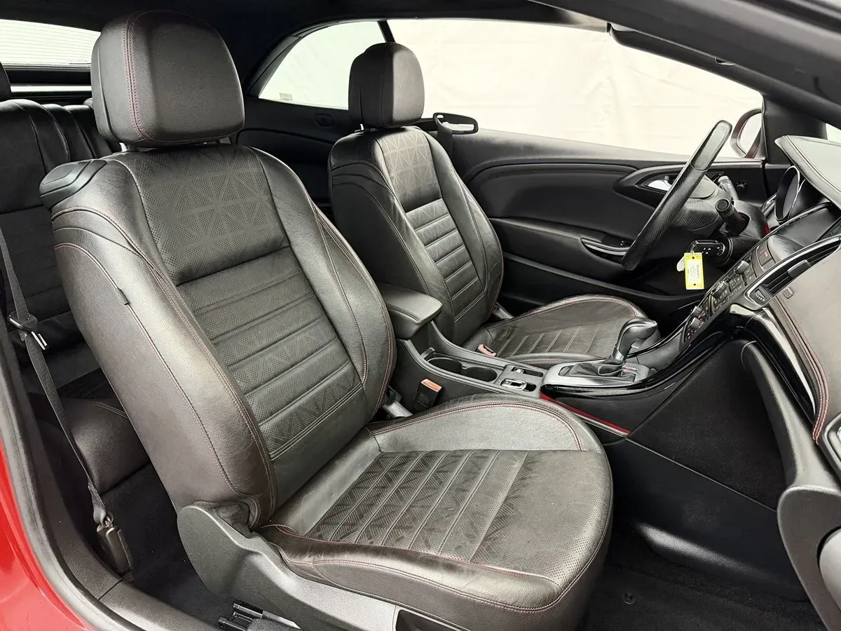 Buick Cascada photo 29