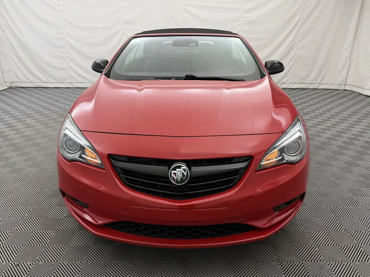 Buick Cascada photo 9