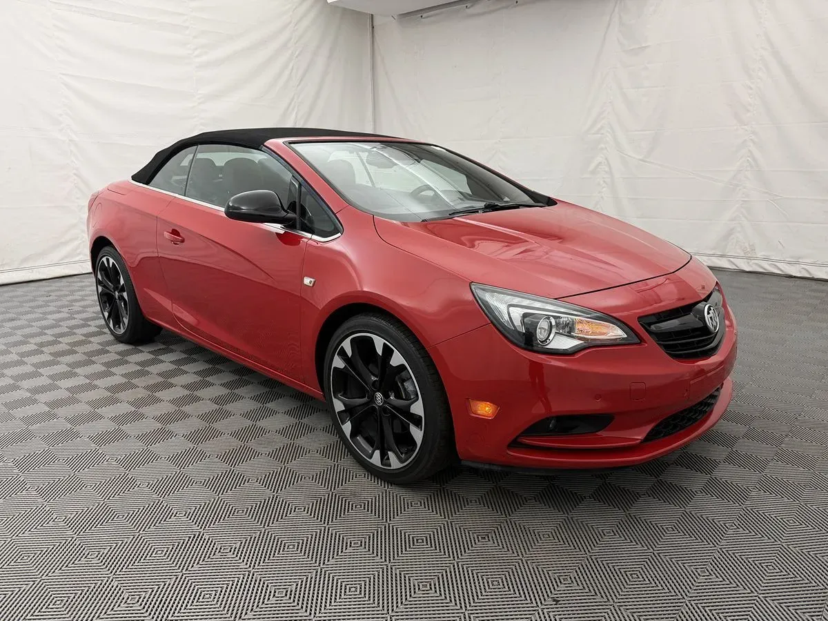 Buick Cascada photo 10