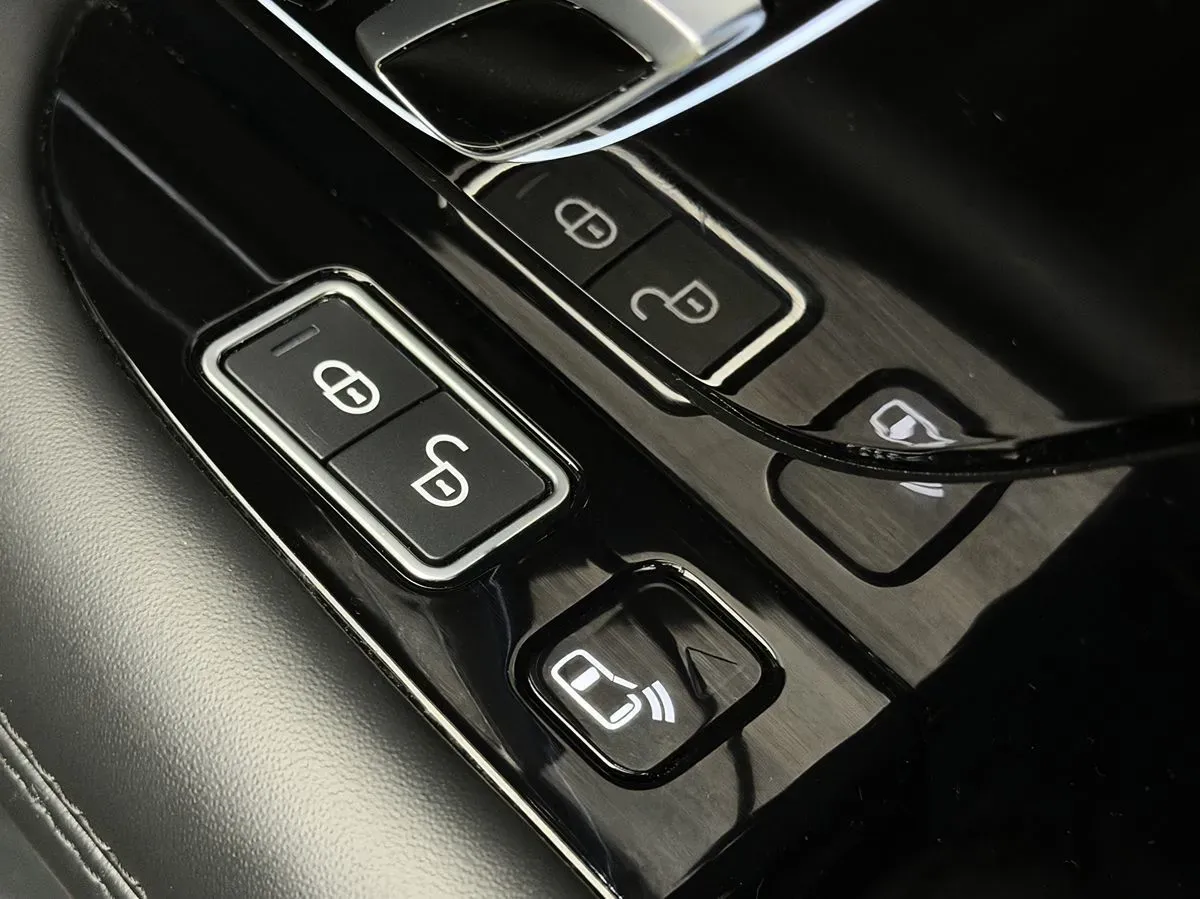 Land Rover Range Rover photo 43
