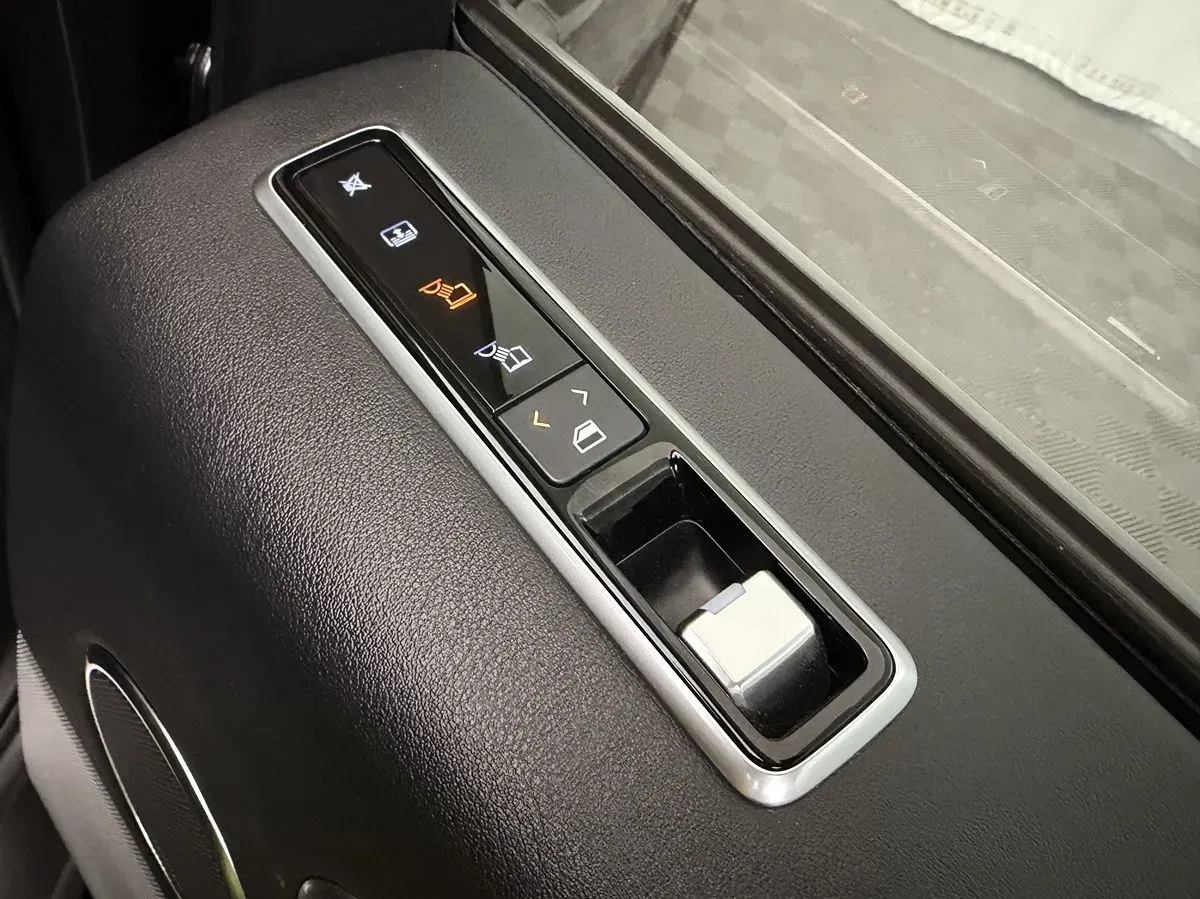 Land Rover Range Rover photo 42