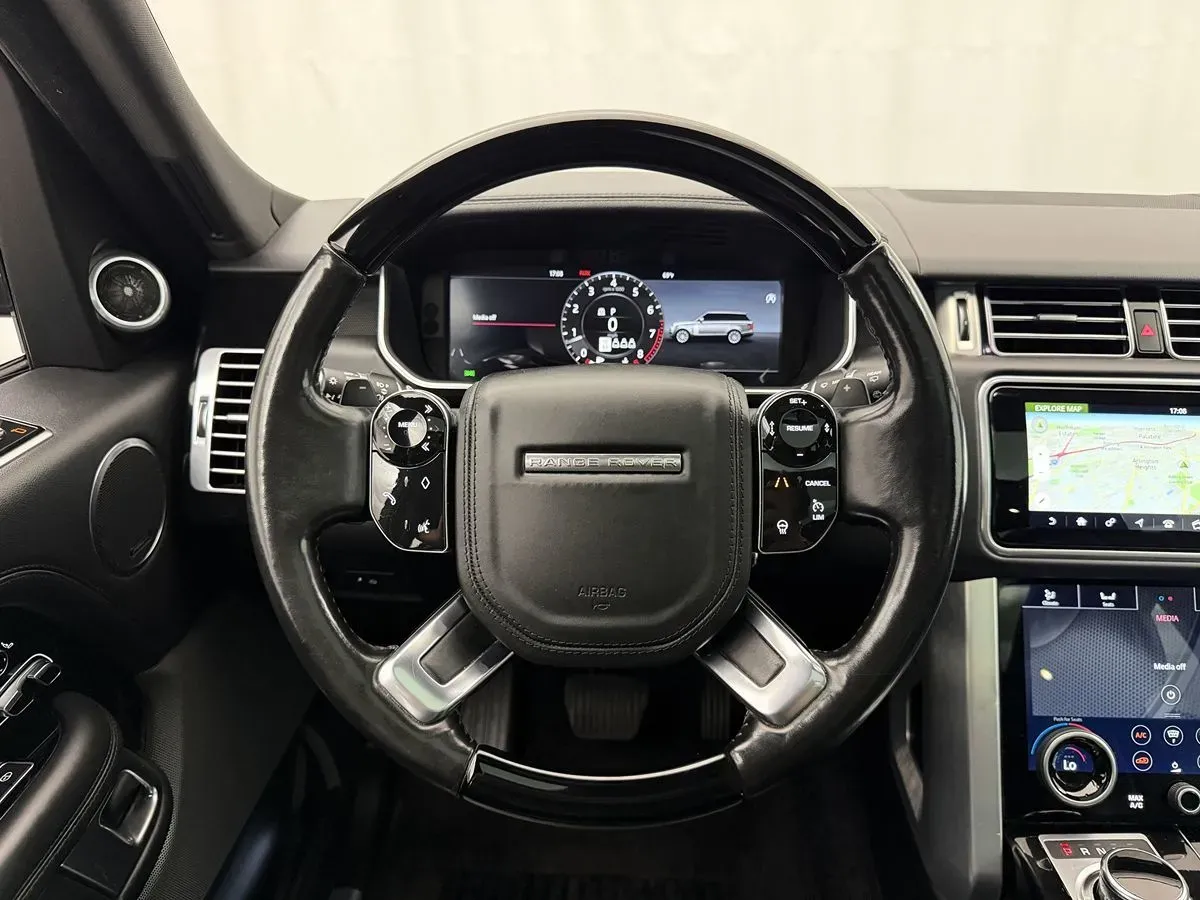 Land Rover Range Rover photo 12