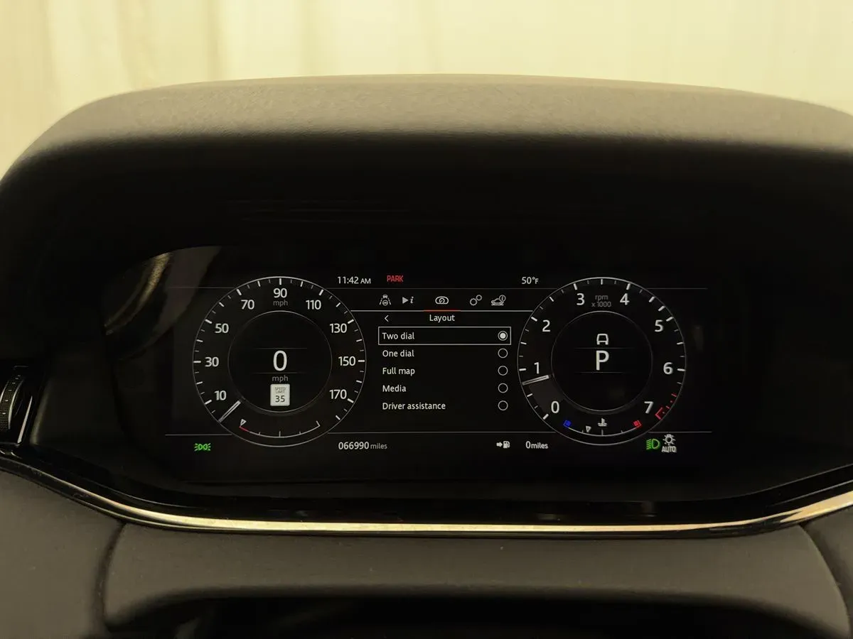 Land Rover Range Rover Evoque photo 12