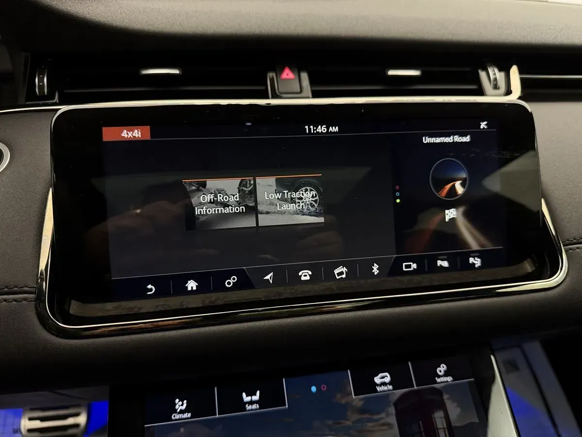 Land Rover Range Rover Evoque photo 24