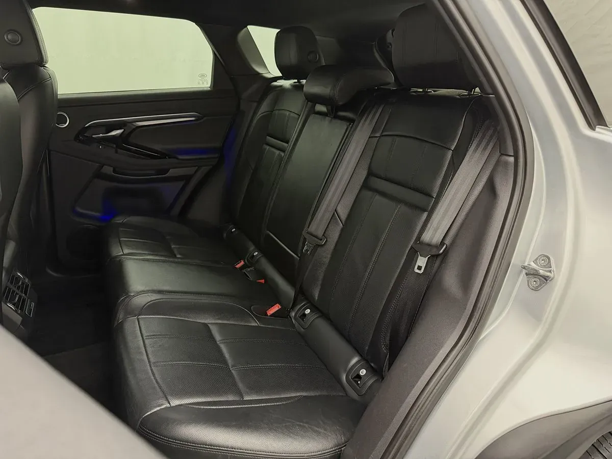 Land Rover Range Rover Evoque photo 33