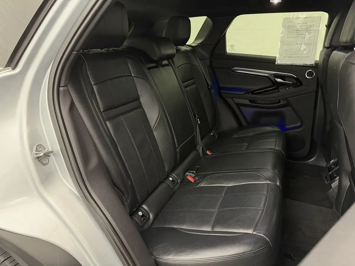 Land Rover Range Rover Evoque photo 34