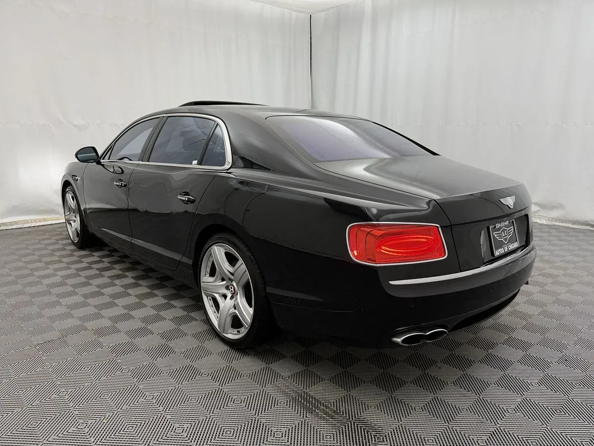 Bentley Flying Spur photo 7