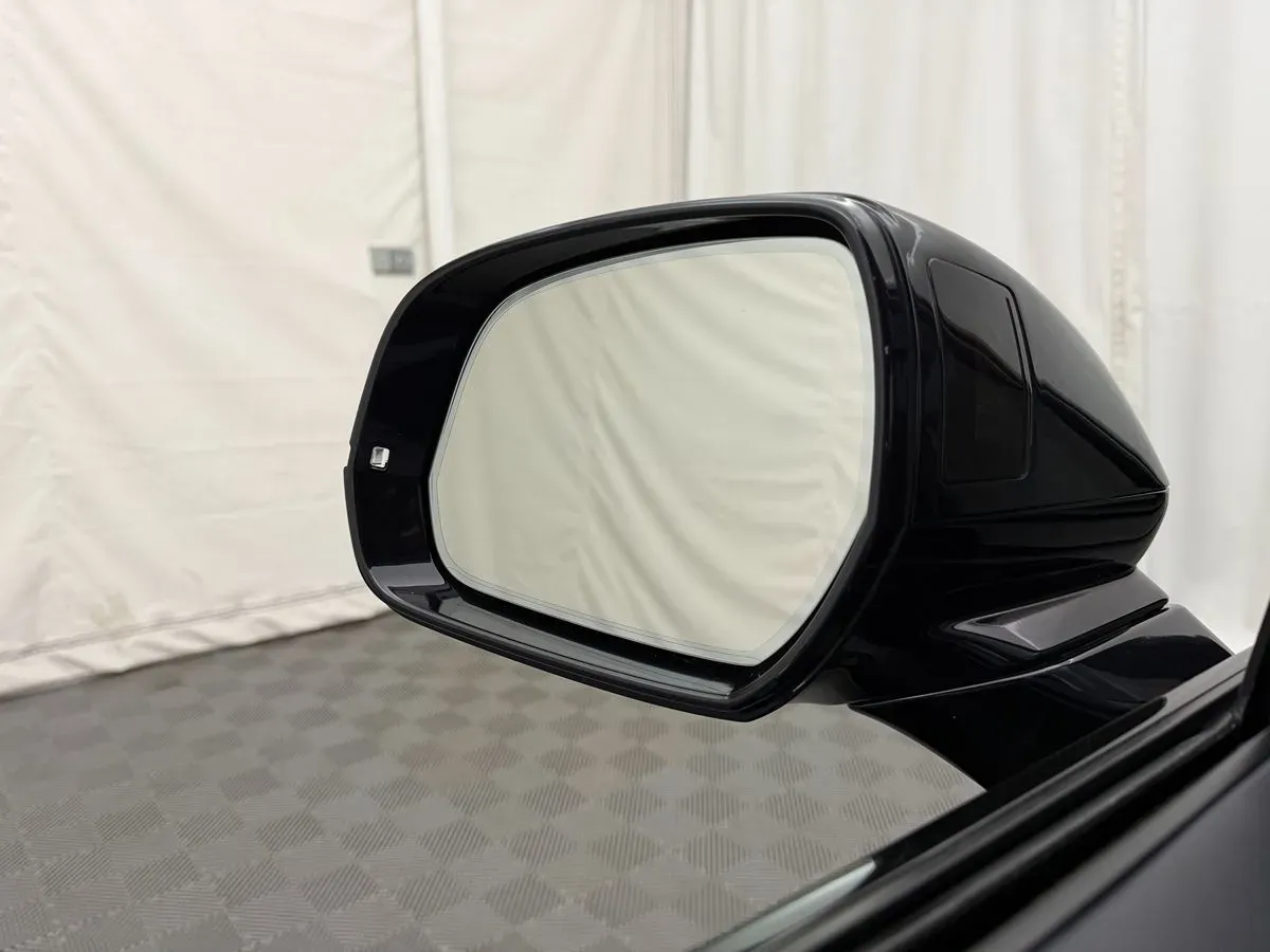 Bentley Bentayga photo 16
