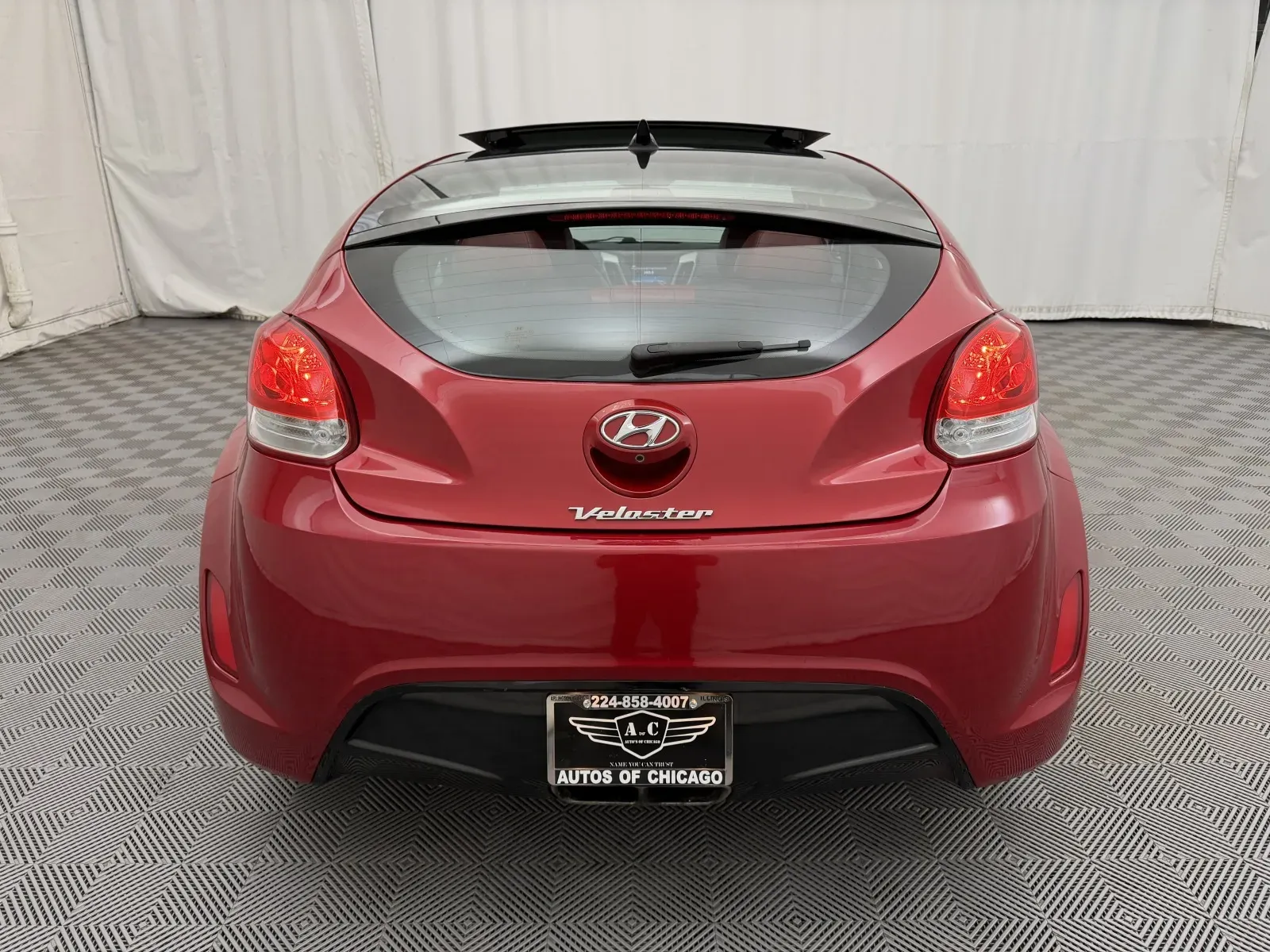 Hyundai Veloster photo 6
