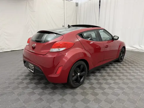 More photos of 2014 Hyundai Veloster at Autos of Chicago, IL