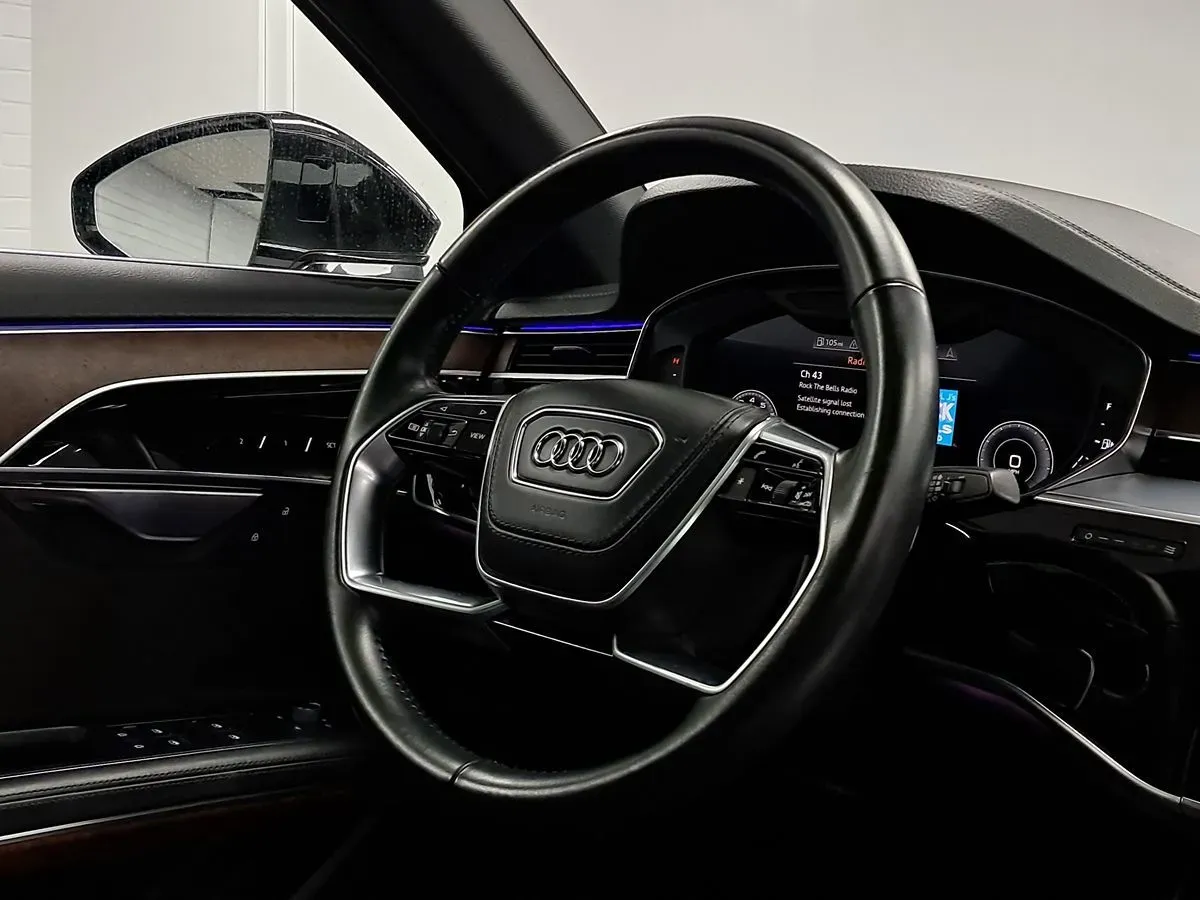 Audi A8 photo 65