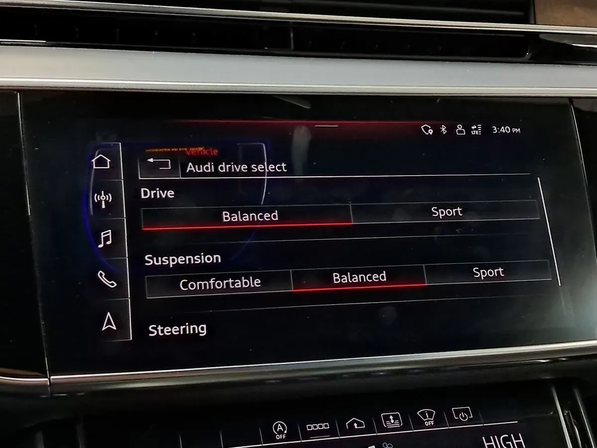 Audi A8 photo 48