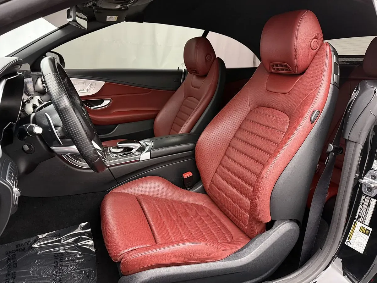 Mercedes-Benz C-Class photo 11