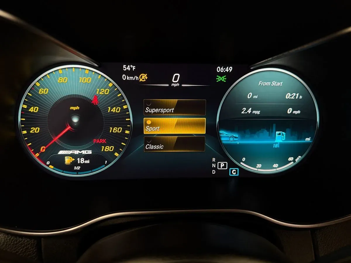 Mercedes-Benz C-Class photo 13
