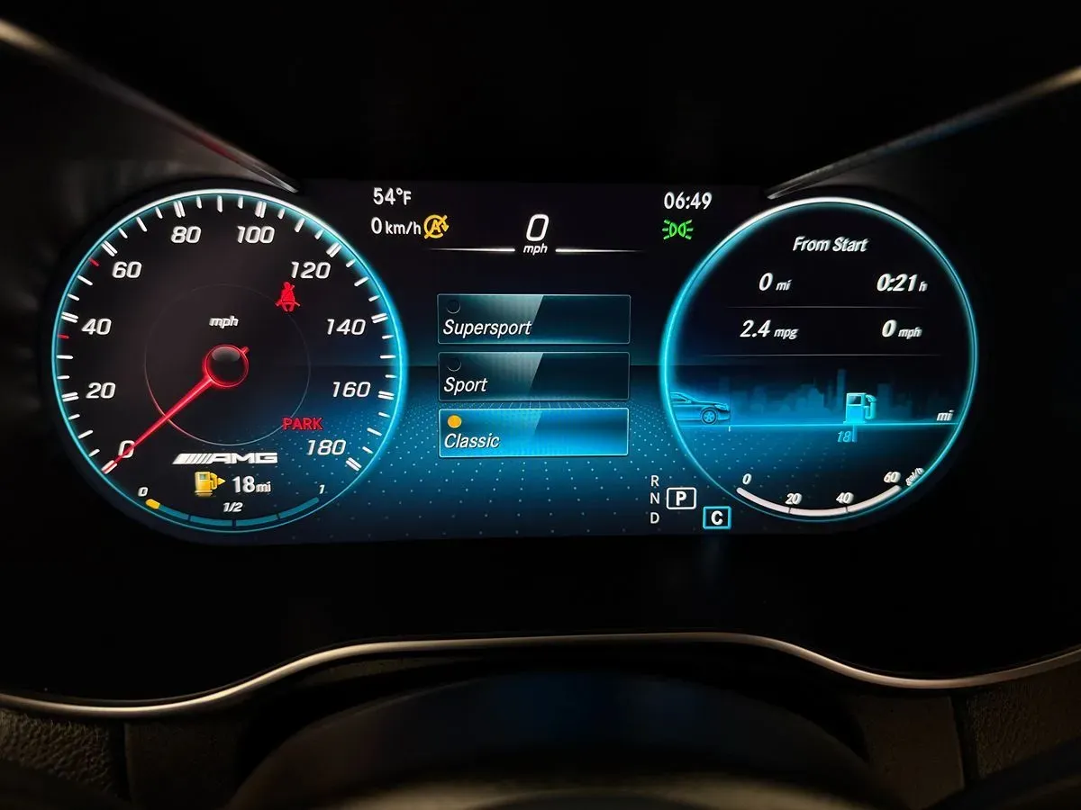 Mercedes-Benz C-Class photo 14