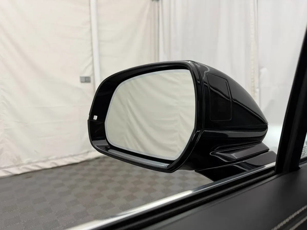 Bentley Bentayga photo 15