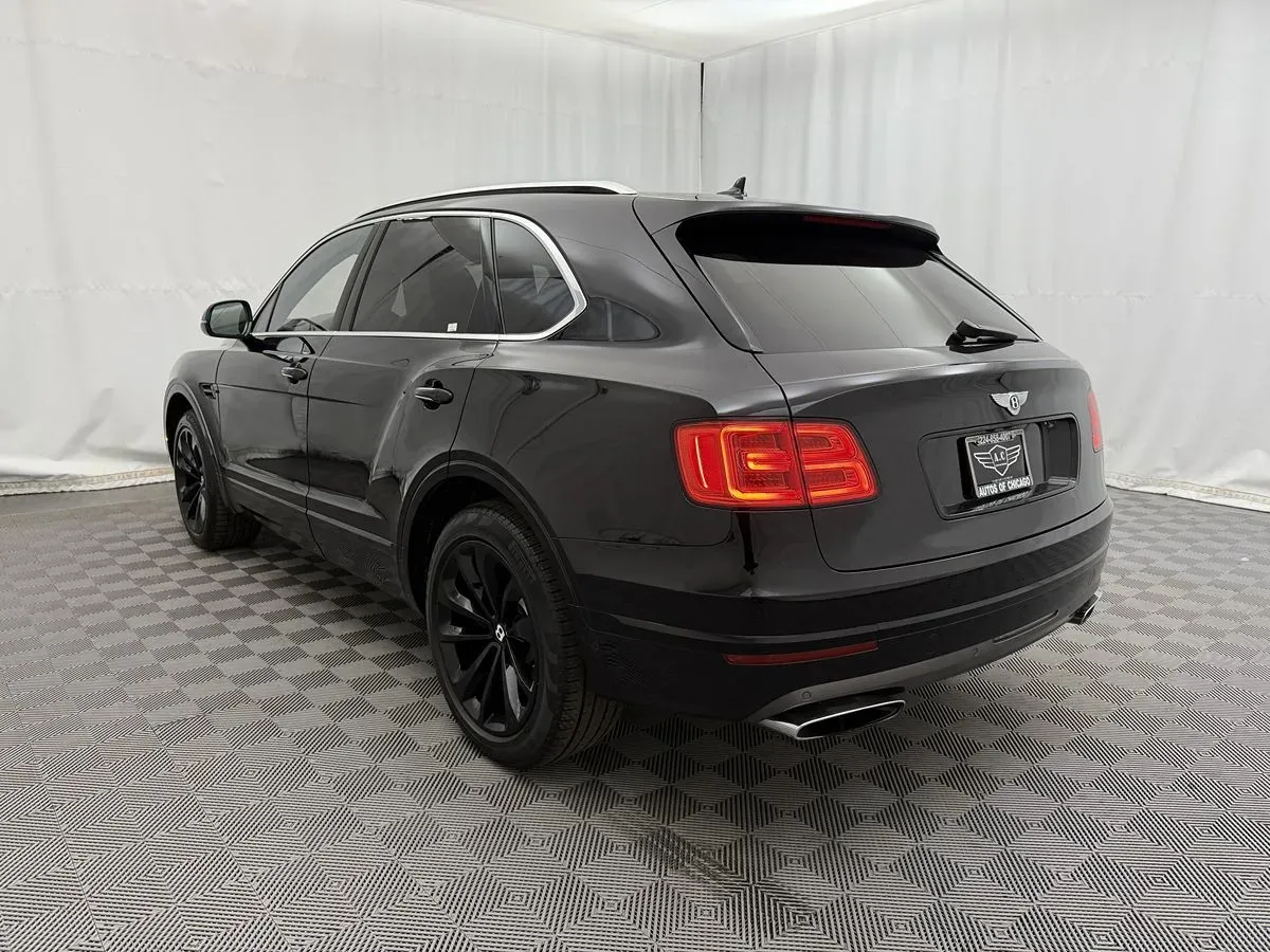 Bentley Bentayga photo 7
