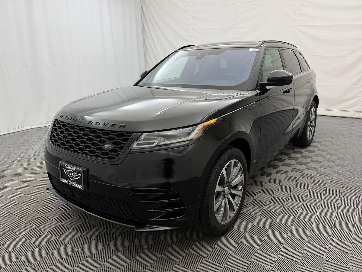 Land Rover Range Rover Velar photo 2