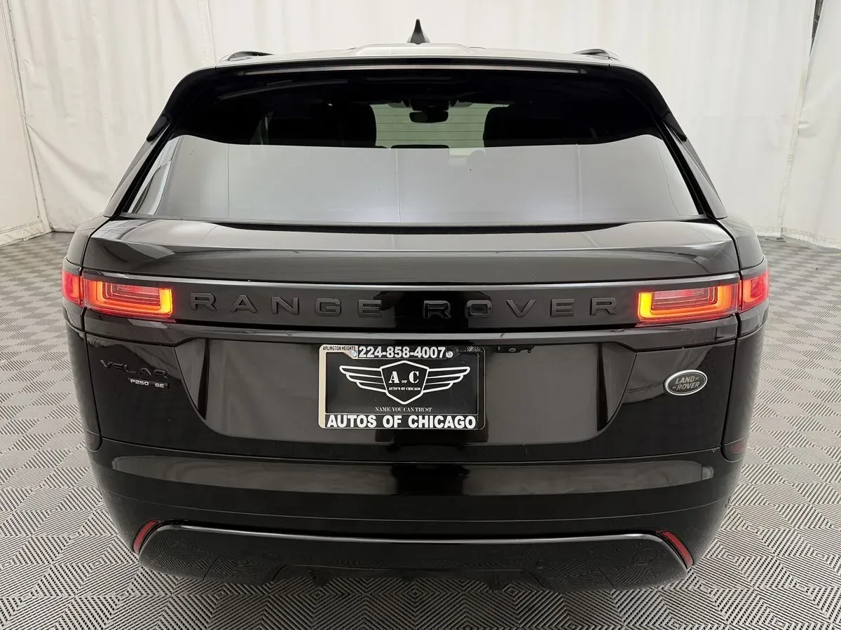 Land Rover Range Rover Velar photo 6