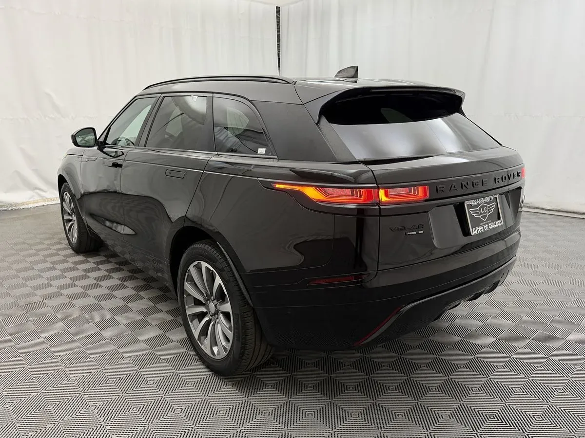 Land Rover Range Rover Velar photo 7