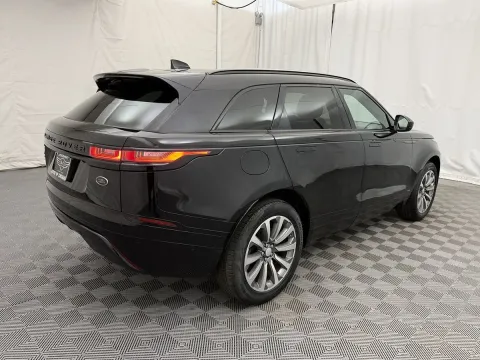 More photos of 2018 Land Rover Range Rover Velar R-Dynamic SE at Autos of Chicago, IL