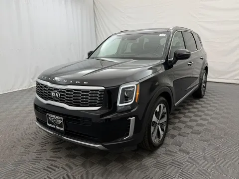 Photos of 2020 Kia Telluride S for sale in Arlington Heights, IL at Autos of Chicago