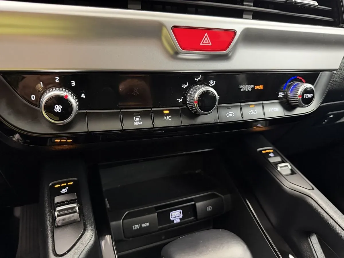 Kia Telluride photo 24