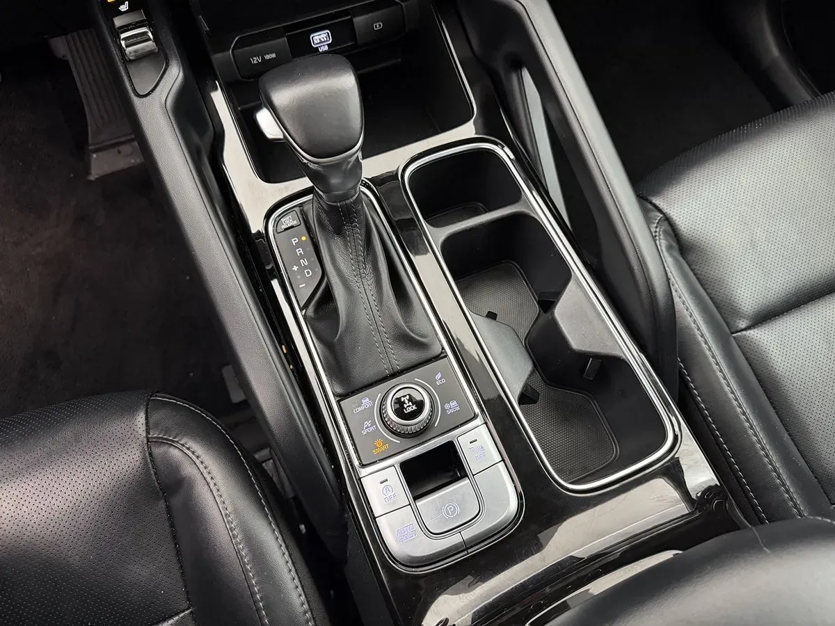 Kia Telluride photo 25