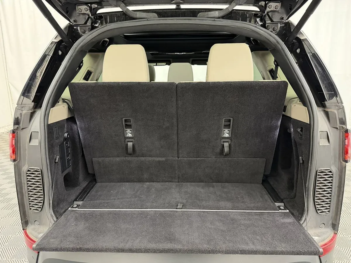 Land Rover Discovery photo 45