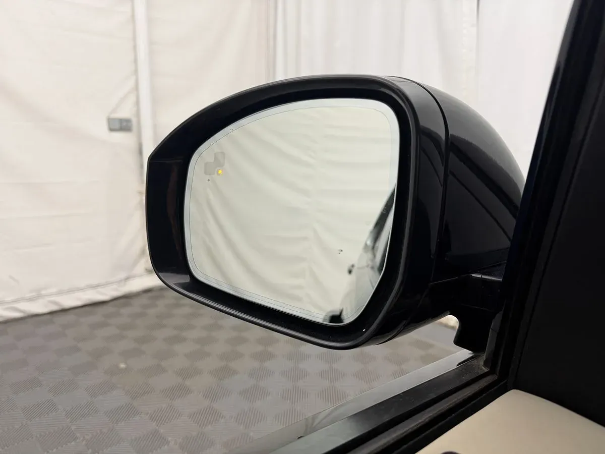 Land Rover Discovery photo 21