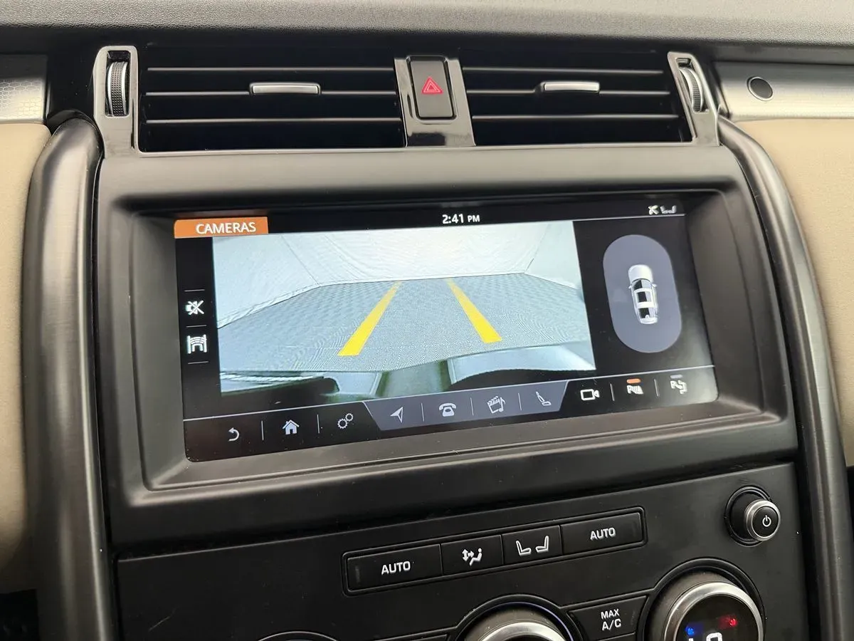 Land Rover Discovery photo 23