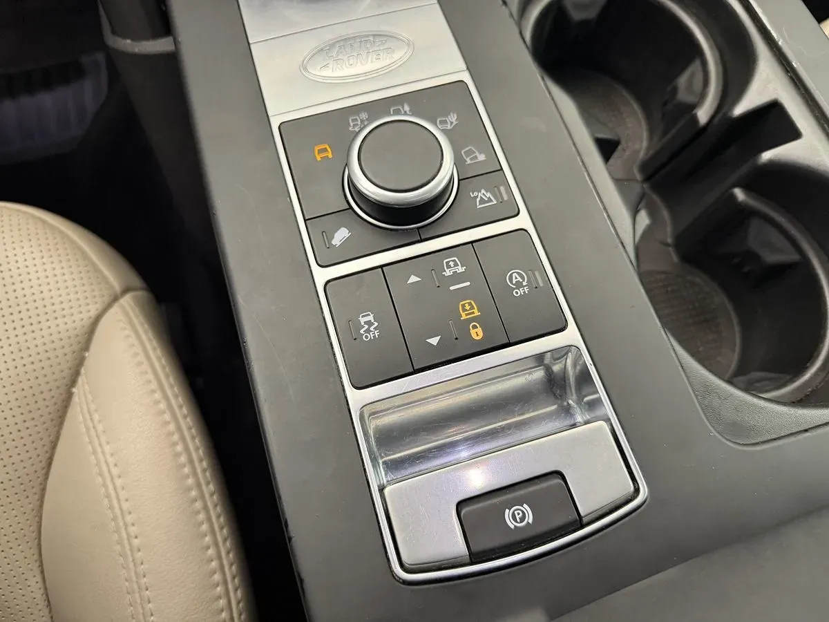 Land Rover Discovery photo 35