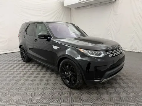 More photos of 2020 Land Rover Discovery Landmark Edition at Autos of Chicago, IL