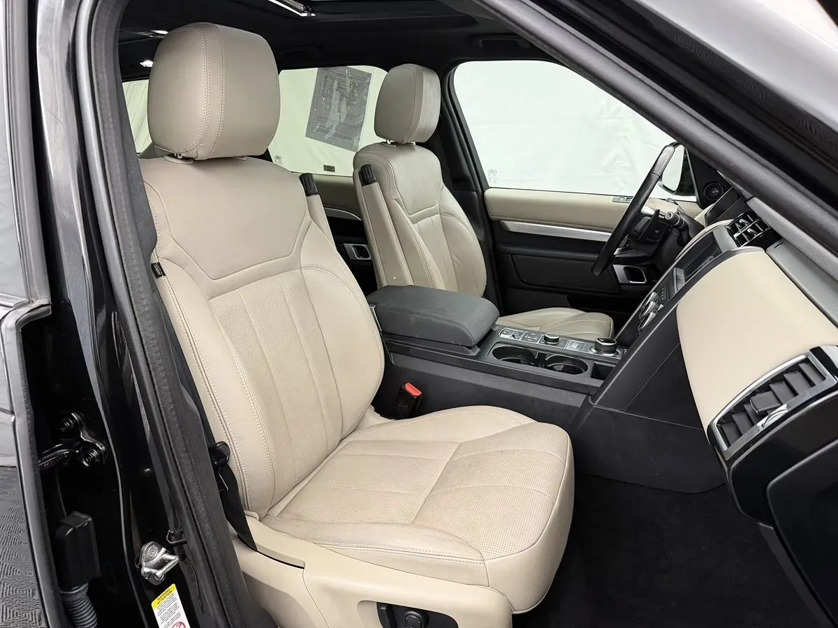 Land Rover Discovery photo 44