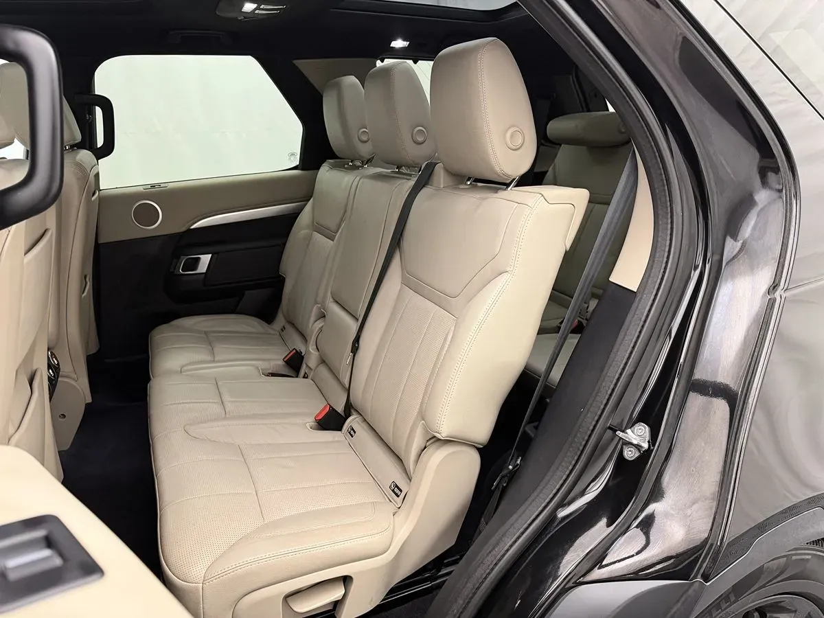 Land Rover Discovery photo 36