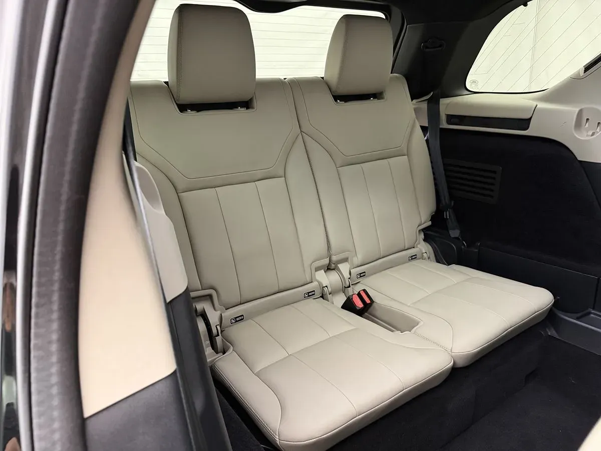 Land Rover Discovery photo 43
