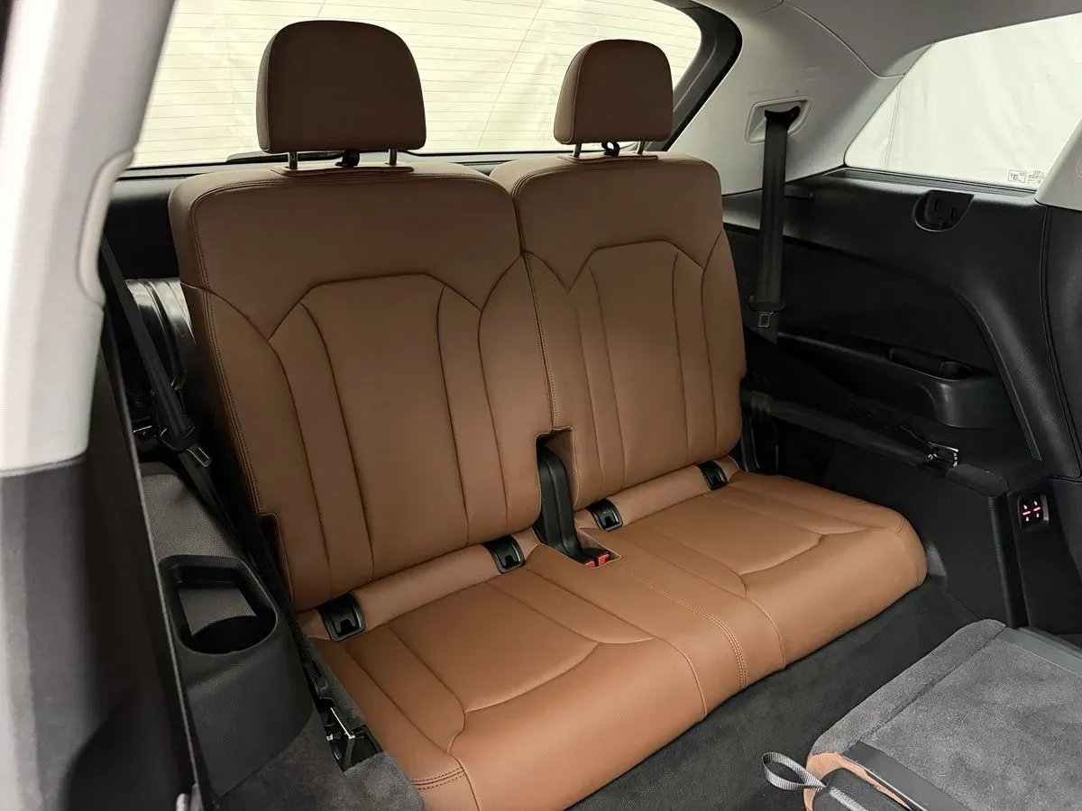 Audi Q7 photo 47
